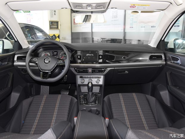 “kycom”漫谈明代青花瓷器中的苏麻离青作者:未知2014-07-1617:29:06来源:中国文物网已明代王世懋的《窥天外乘》记载(图2) “kycom”漫谈明代青花瓷器中的苏麻离青作者:未知2014-07-1617:29:06来源:中国文物网已明代王世懋的《窥天外乘》记载(图2)