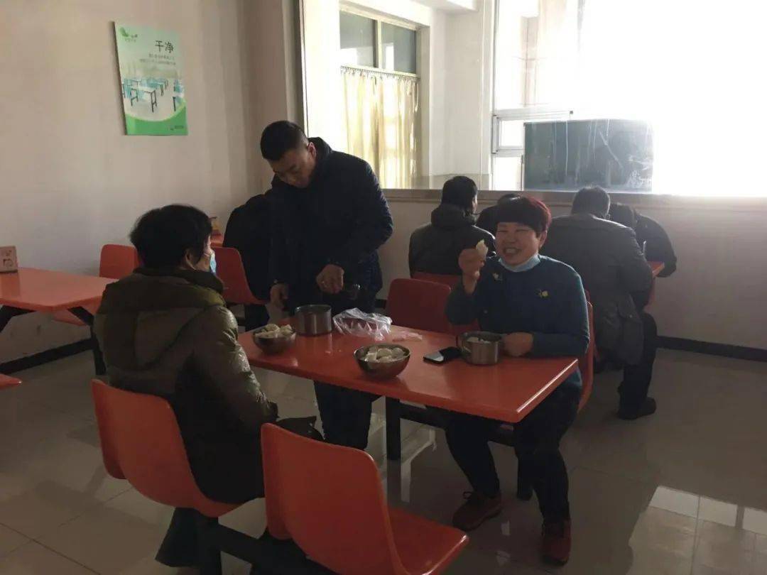 
【爱在新干线】冬至食堂多欢笑  饺子飘香暖人心【ky com】(图14)