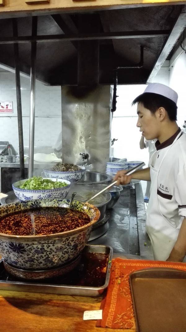 kycom-一个90后插画师:画画让我拥有自由(图2) kycom-一个90后插画师:画画让我拥有自由(图2)