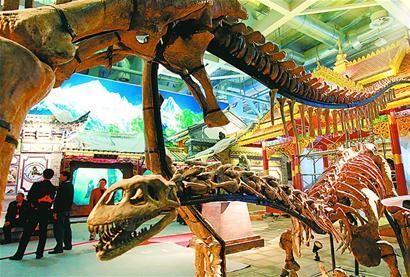 苹果砍一刀 蓝思利润掉三成【ky com】(图1) 苹果砍一刀 蓝思利润掉三成【ky com】(图1)